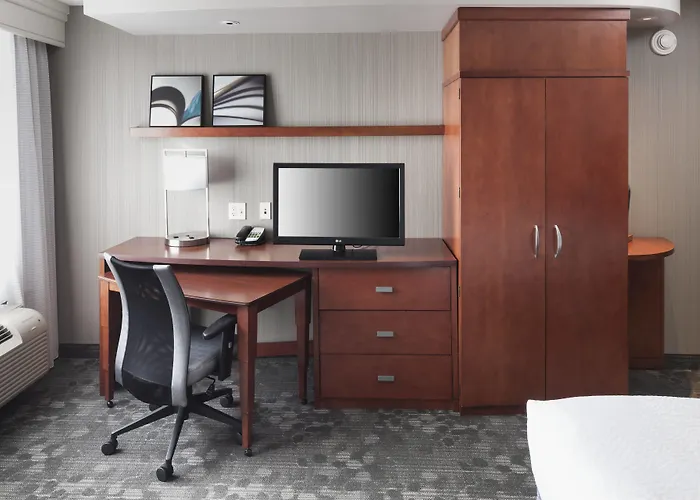 Courtyard By Marriott Suffolk Chesapeake