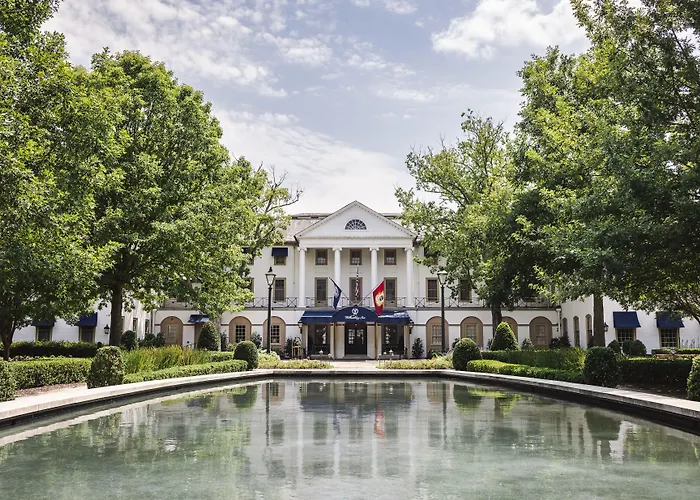 Williamsburg Inn, An Official Colonial Williamsburg Hotel